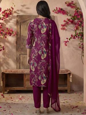 Women Ethnic Motifs Printed Regular Kurta with Trousers & With Dupatta 2