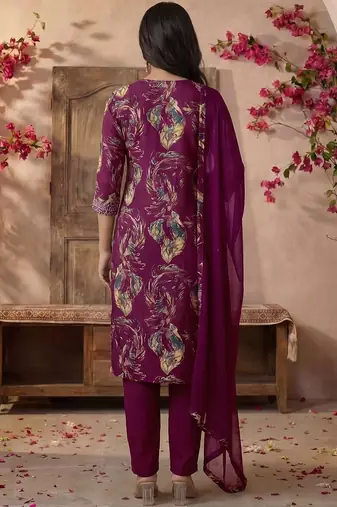 Women Ethnic Motifs Printed Regular Kurta with Trousers & With Dupatta