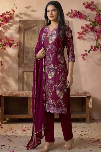 Women Ethnic Motifs Printed Regular Kurta with Trousers & With Dupatta