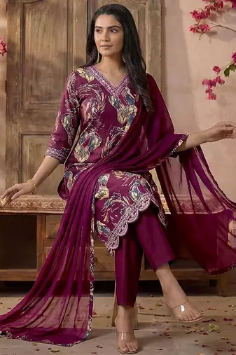 Women Ethnic Motifs Printed Regular Kurta with Trousers & With Dupatta