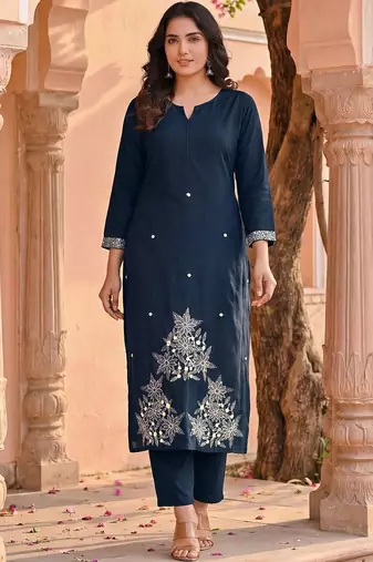 Women Ethnic Motifs Embroidered Regular Thread Work Kurta with Trousers & With Dupatta