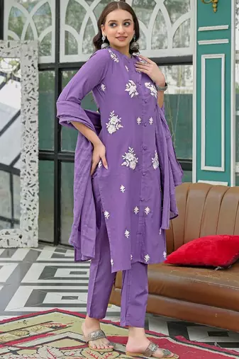 Women Ethnic Motifs Embroidered Regular Thread Work Kurta with Trousers & With Dupatta