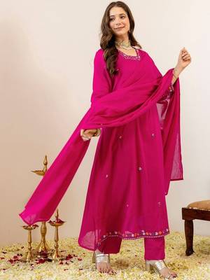 Women Embroidered Regular Kurta with Trousers & With Dupatta 3