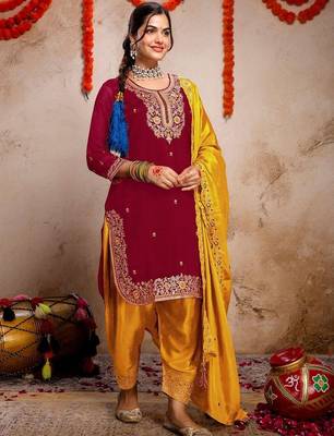 Women Embroidered Regular Kurta with Patiala & With Dupatta 6