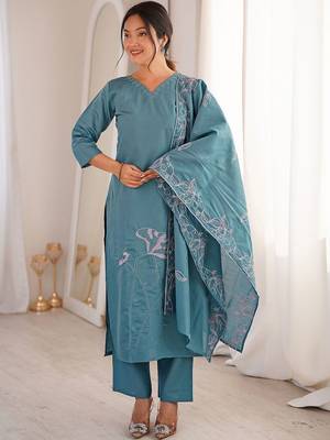 Women Embroidered Regular Kurta with Trousers & With Dupatta 1