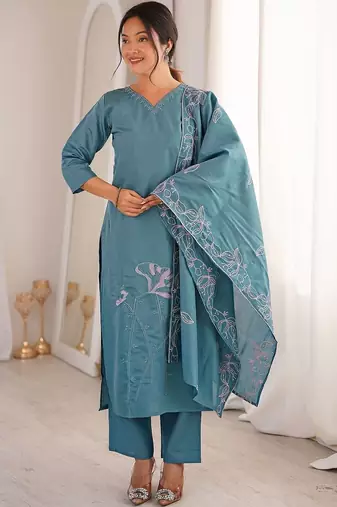 Women Embroidered Regular Kurta with Trousers & With Dupatta