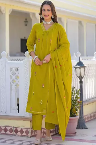 Women Embroidered Regular Pure Cotton Kurta with Pyjamas & With Dupatta