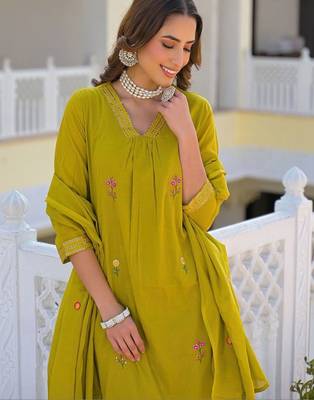 Women Embroidered Regular Pure Cotton Kurta with Pyjamas & With Dupatta 4