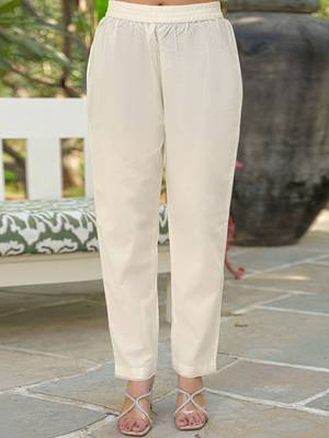 Women Floral Printed Empire Pure Cotton Kurta with Trousers & With Dupatta 4
