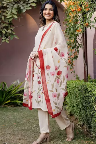 Women Floral Embroidered Regular Thread Work Pure Cotton Kurta with Trousers & With Dupatta