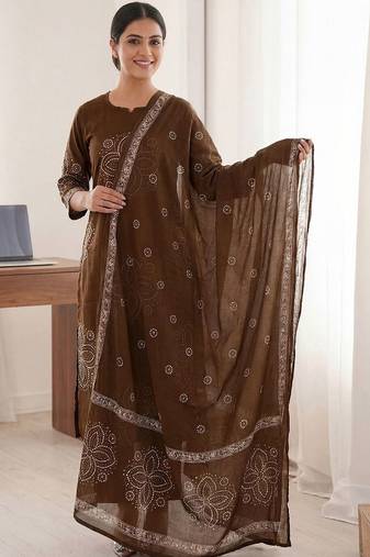 Women Ethnic Motifs Printed Regular Kurta with Trousers & With Dupatta