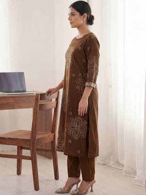 Women Ethnic Motifs Printed Regular Kurta with Trousers & With Dupatta 4