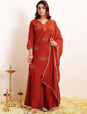 Women Floral Embroidered Regular Thread Work Kurta with Palazzos & With Dupatta 1