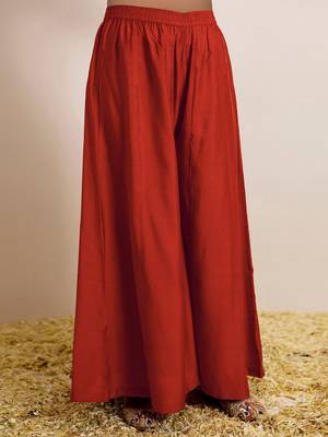 Women Floral Embroidered Regular Thread Work Kurta with Palazzos & With Dupatta 4