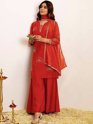 Women Floral Embroidered Regular Thread Work Kurta with Palazzos & With Dupatta 6