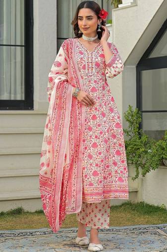 Women Floral Printed Regular Kurta with Trousers & With Dupatta
