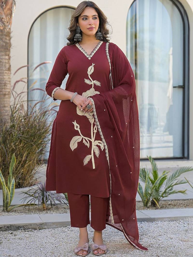 Women Ethnic Motifs Embroidered Regular Kurta with Trousers & With Dupatta