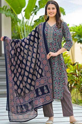 Women Floral Printed Regular Kurta with Trousers & With Dupatta
