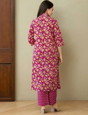 Women Floral Printed Kurta with Trousers & Dupatta 5