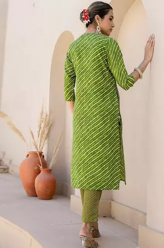 Women Embroidered Kurta with Trousers & Dupatta