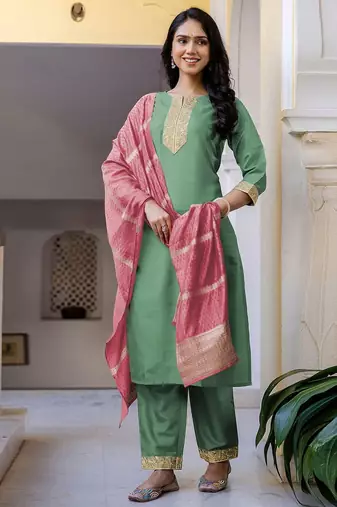 Women Ethnic Motifs Yoke Design Kurta with Trousers & With Dupatta