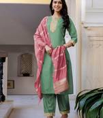 Women Ethnic Motifs Yoke Design Kurta with Trousers & With Dupatta