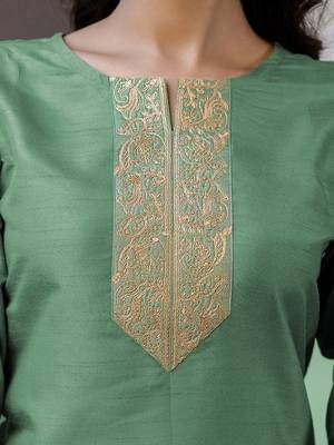 Women Ethnic Motifs Yoke Design Kurta with Trousers & With Dupatta 6