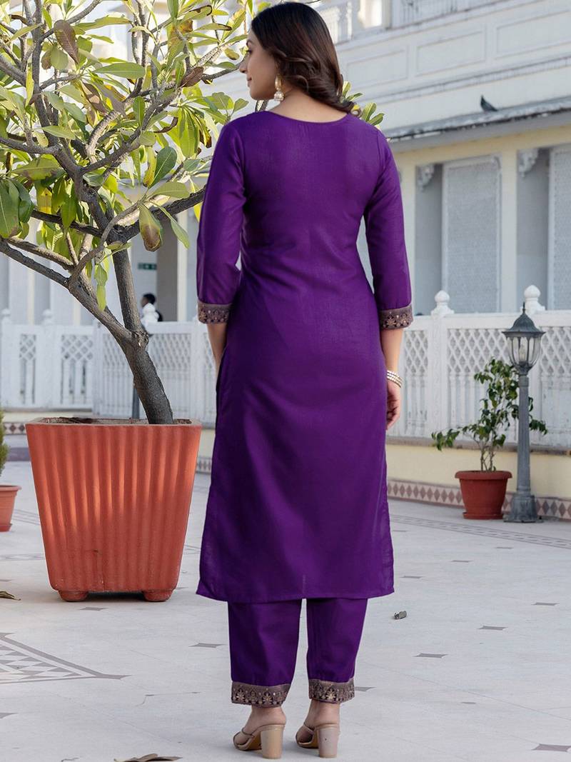 Women Woven Design Kurta with Trousers & Dupatta
