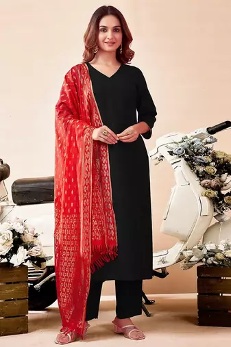 Women Solid Kurta with Trousers & Dupatta