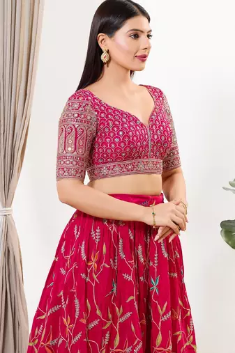 Women's silk padded back open elbow sleeves saree blouse