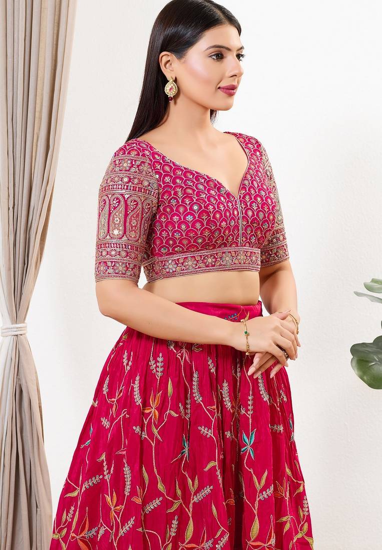 Women's silk padded back open elbow sleeves saree blouse