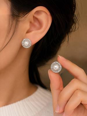 Silver tone circular cz stud earrings 5