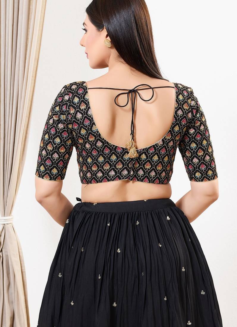 Women's silk padded back open elbow sleeves saree blouse