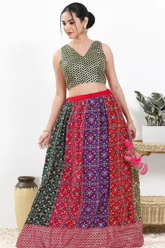 Women's silk padded back open sleeveless saree blouse