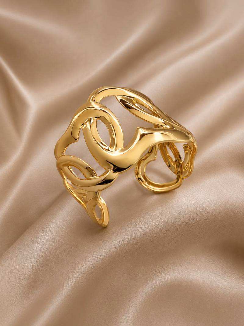 Anti tarnish stainless steel  heart loop cuff kada bracelet