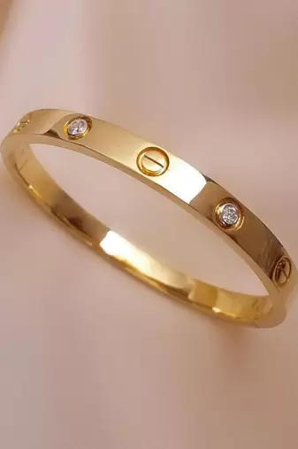 Anti tarnish gold plated classic rivet bangle bracelet