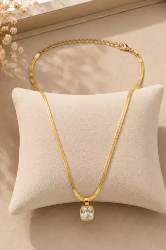 Anti tarnish square cut cz pendant necklace chain