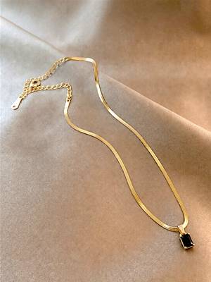 Gold plated anti tarnish black stone pendant necklace chain 5