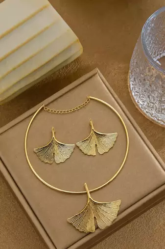 Ginkgo leaf anti tarnish necklace set