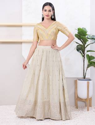 Women's jacquard padded back open elbow sleeves saree blouse 5