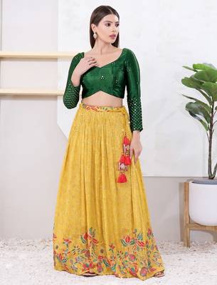 Women's gajii silk padded back open elbow sleeves saree blouse 5