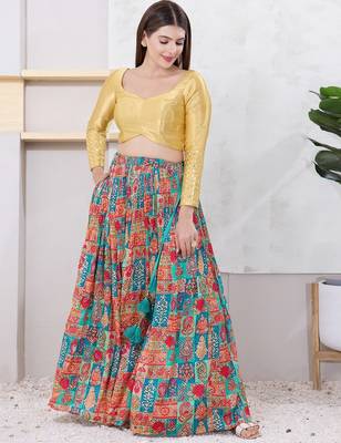 Women's gajii silk padded back open elbow sleeves saree blouse 5