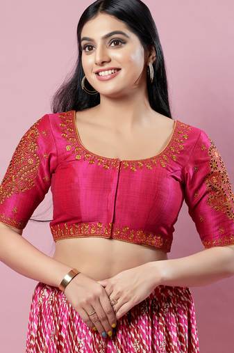 Women's silk padded front open elbow sleeves saree blouse
