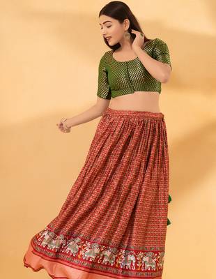 Women's brocade padded front open elbow sleeves saree blouse 4