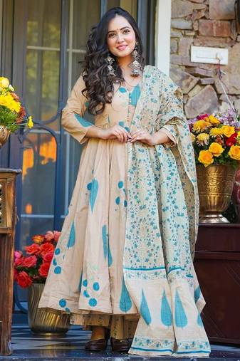 Cream floral printed silk blend fully flared anarkali suit
