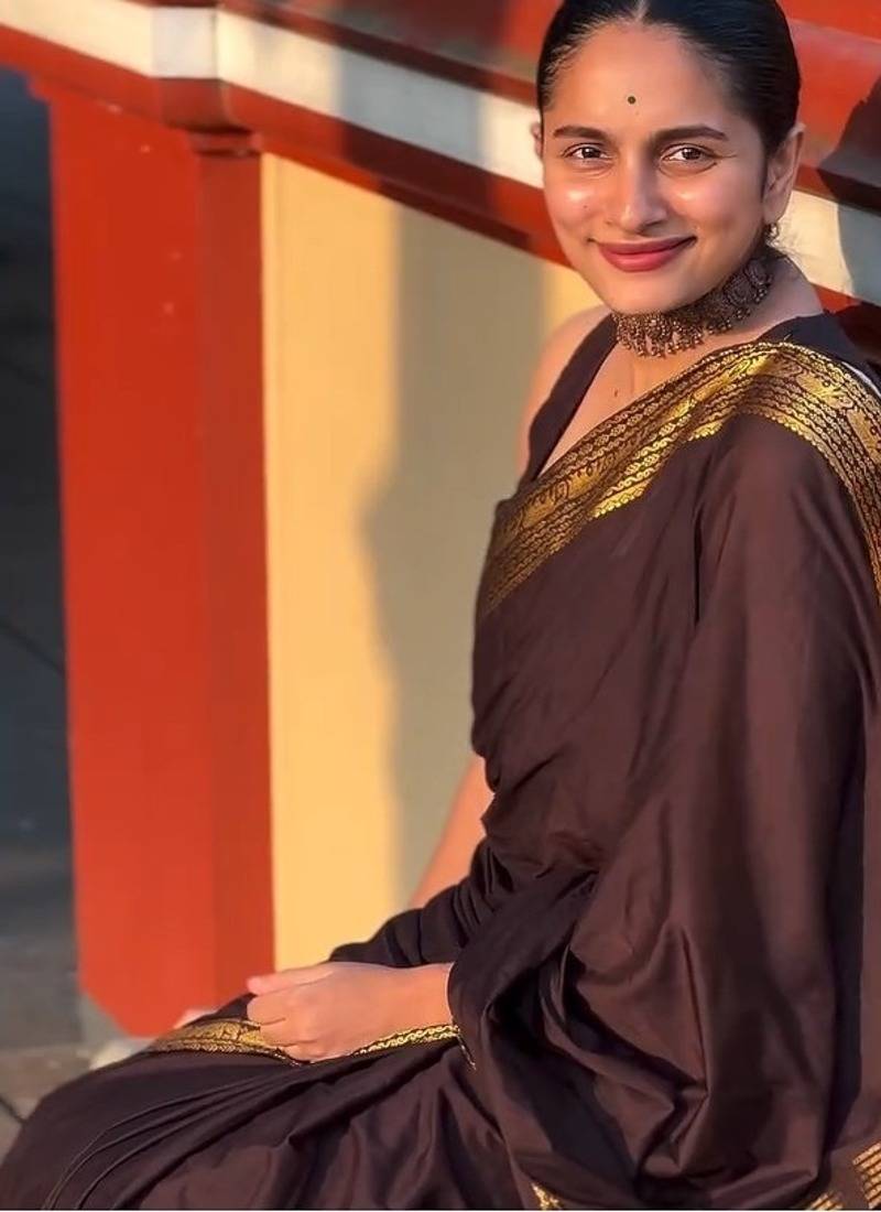 Coffee color art silk blend sarees with blouse