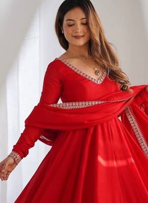 Designer red embroidered flared anarkali suit set with pant & embellished dupatta 2