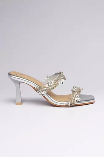 Silver faux leather embroidered heels