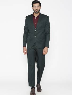Men green solid single-breasted regular fit suit 1