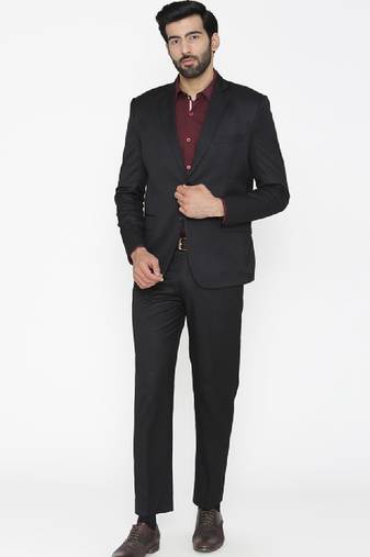 Men black solid single-breasted regular fit suit